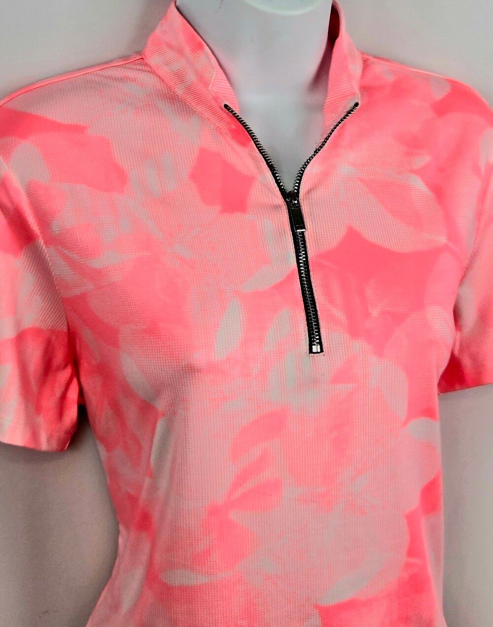 TAIL WHITE LABEL Top